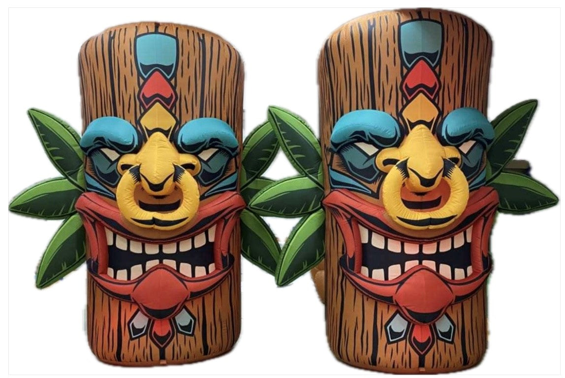Tiki Statuen gross